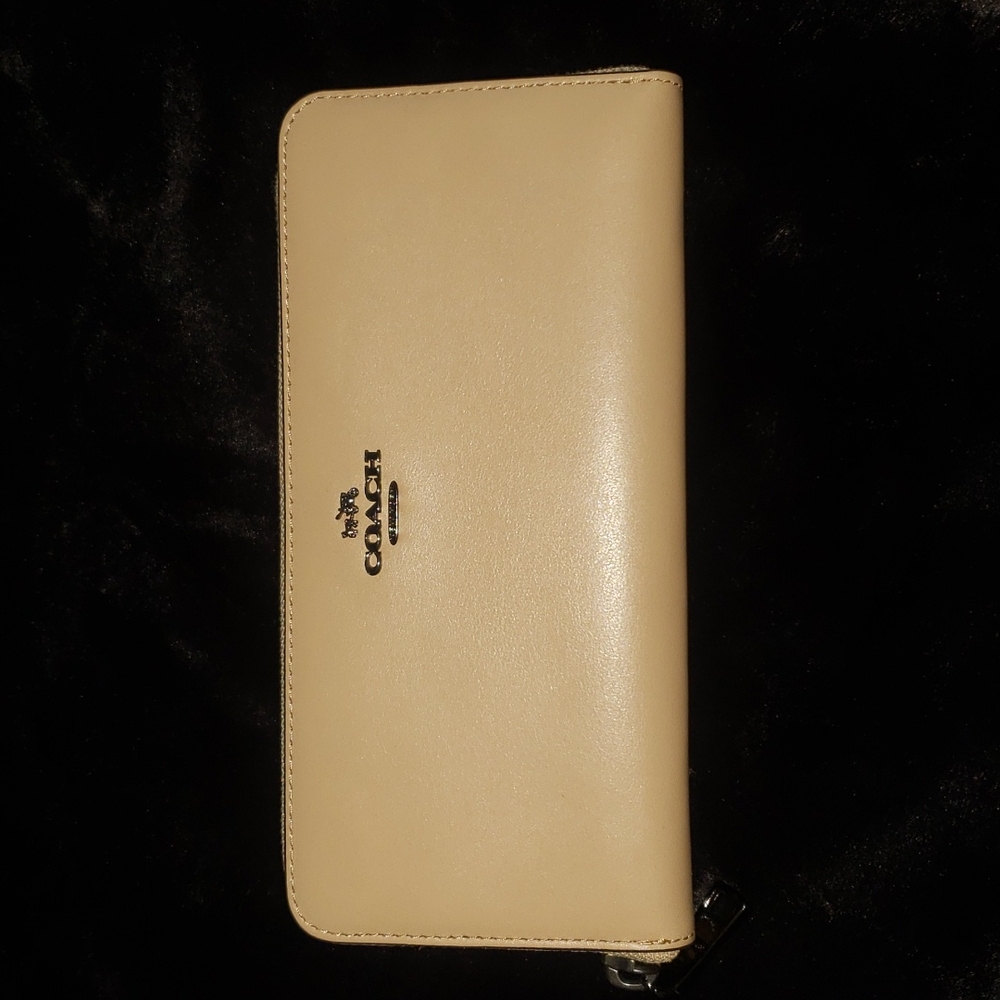 NEW Coach Wallet